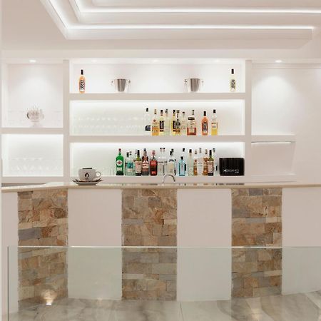 Jonium Hotel - Amazing Sea View And Swimming Pool Pulsano Bagian luar foto