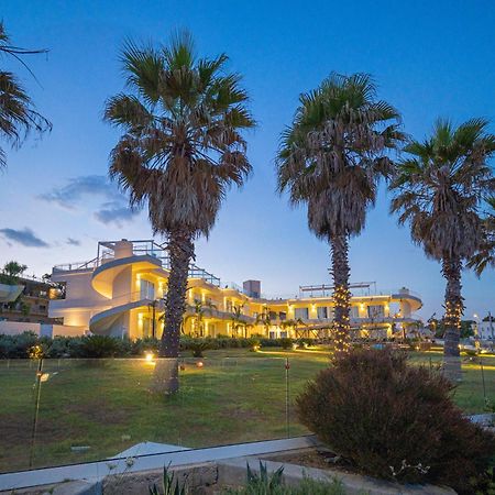 Jonium Hotel - Amazing Sea View And Swimming Pool Pulsano Bagian luar foto