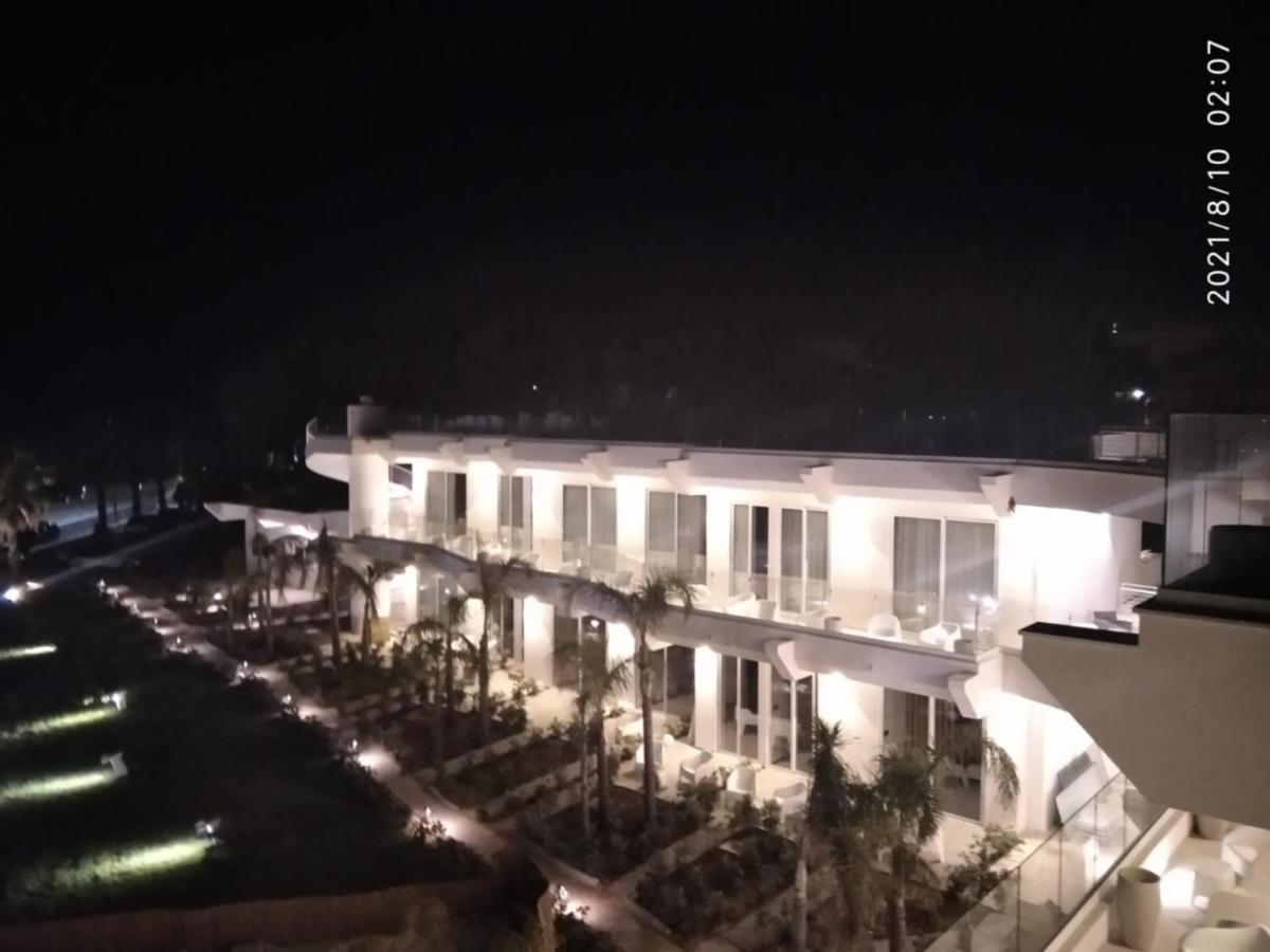 Jonium Hotel - Amazing Sea View And Swimming Pool Pulsano Bagian luar foto