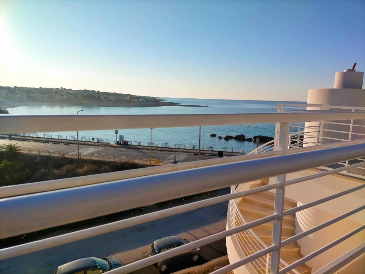 Jonium Hotel - Amazing Sea View And Swimming Pool Pulsano Bagian luar foto