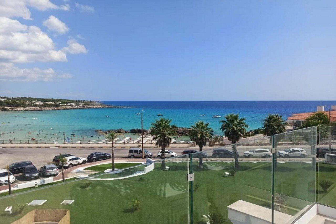 Jonium Hotel - Amazing Sea View And Swimming Pool Pulsano Bagian luar foto
