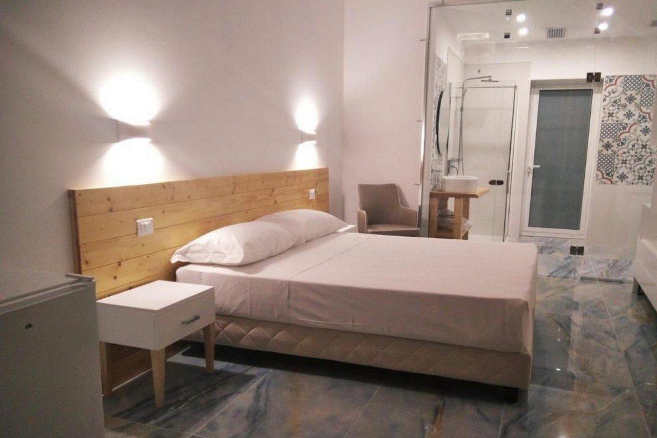 Jonium Hotel - Amazing Sea View And Swimming Pool Pulsano Bagian luar foto