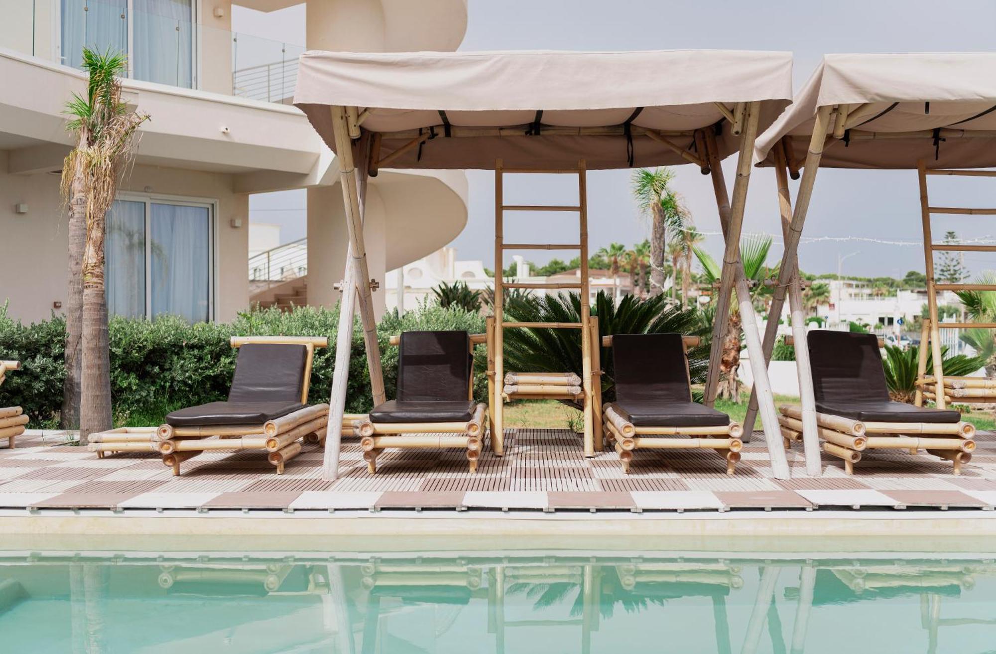Jonium Hotel - Amazing Sea View And Swimming Pool Pulsano Bagian luar foto